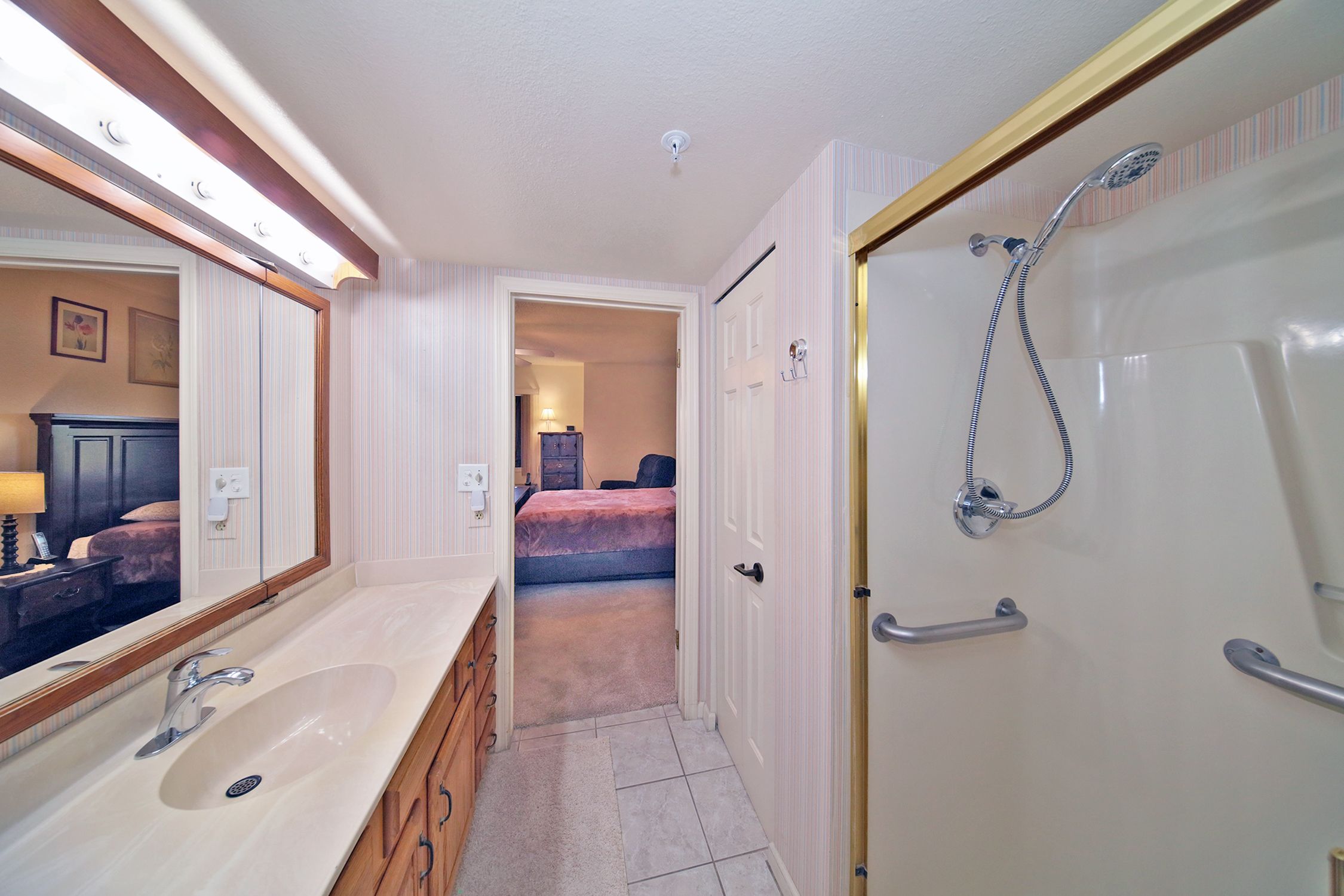 El Dorado Condo for Sale in Sun City AZ | Ground Level | Unit B110 photo 5